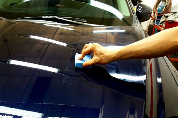 Nano Ceramic rẻ tiền có thể phá huỷ bề mặt lớp sơn bóng ô tô