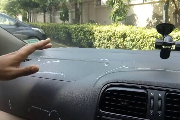 Cách đánh bóng đồ nhựa xe ô tô