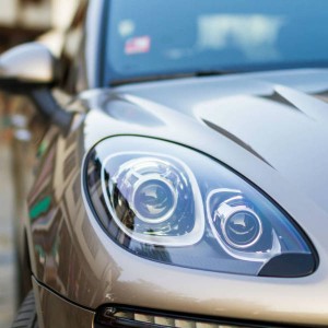 Hướng dẫn cách phủ nano cho đèn xe ô tô hiệu quả